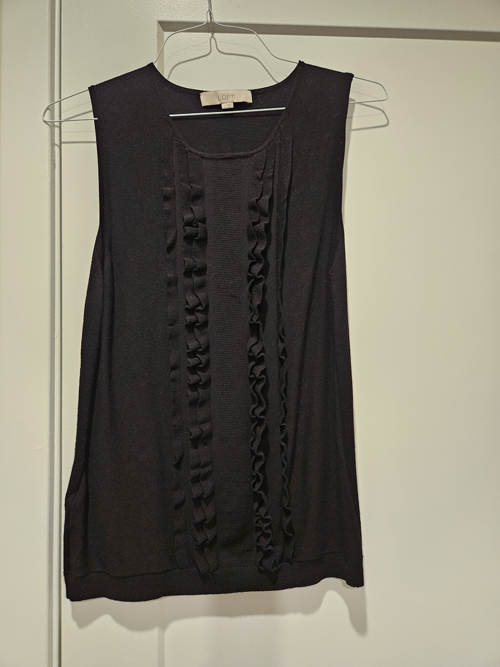 LOFT Black Ruffle-Front Sleeveless Knit Shell